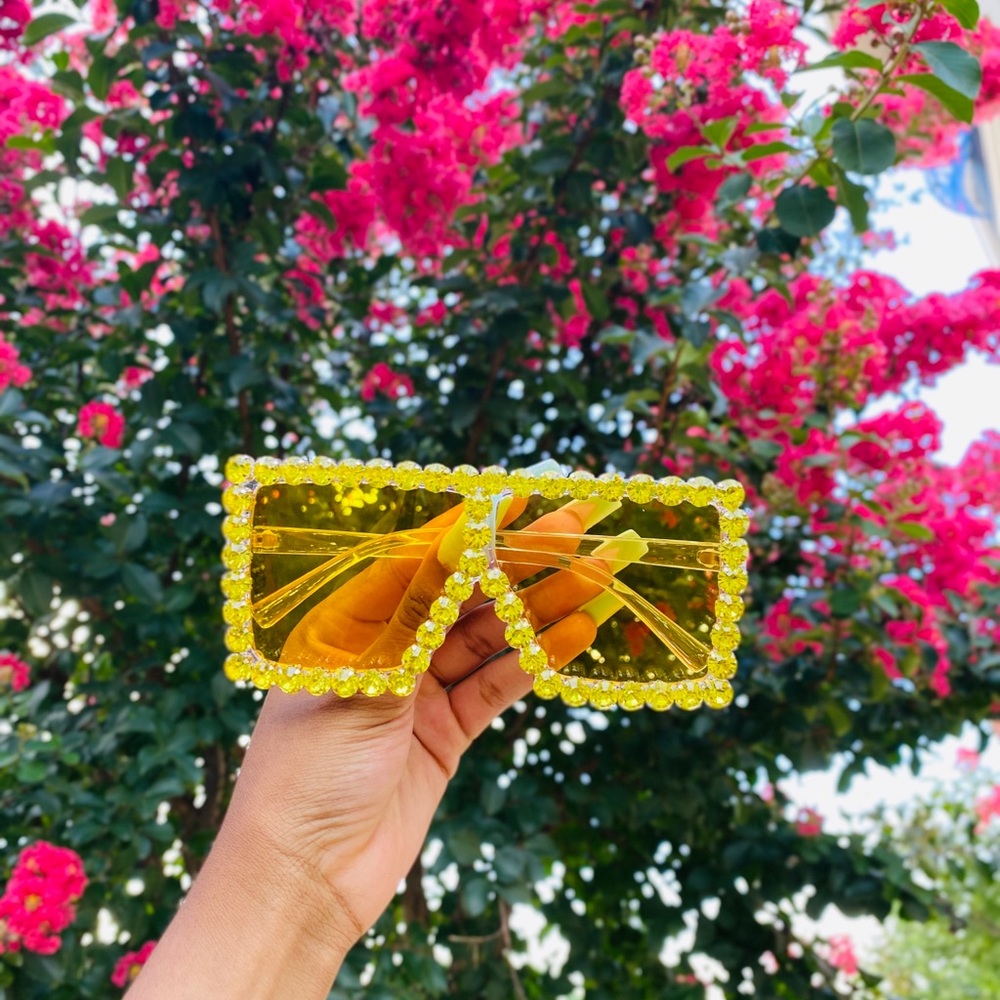 NEW YELLOW DIAMOND SHADES
